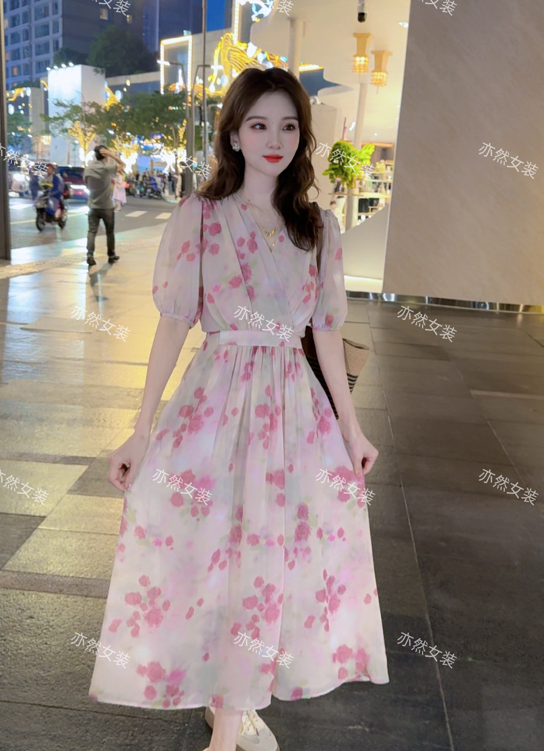 【专属W】夏季系带碎花V领长裙小清新衬衫袖连衣裙-K255242