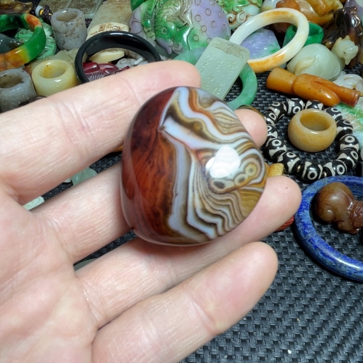 白玉菩提吊坠漂亮