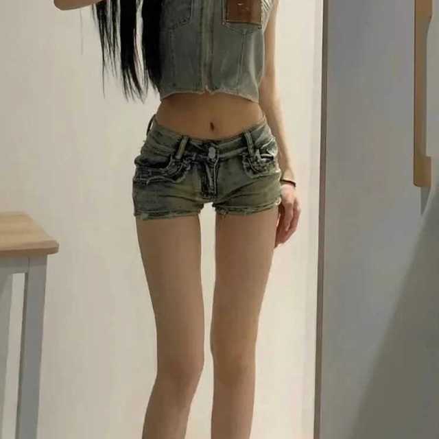 美式辣妹牛仔超短裤女夏季设计感时尚铆钉低腰弹力高街紧身热裤女