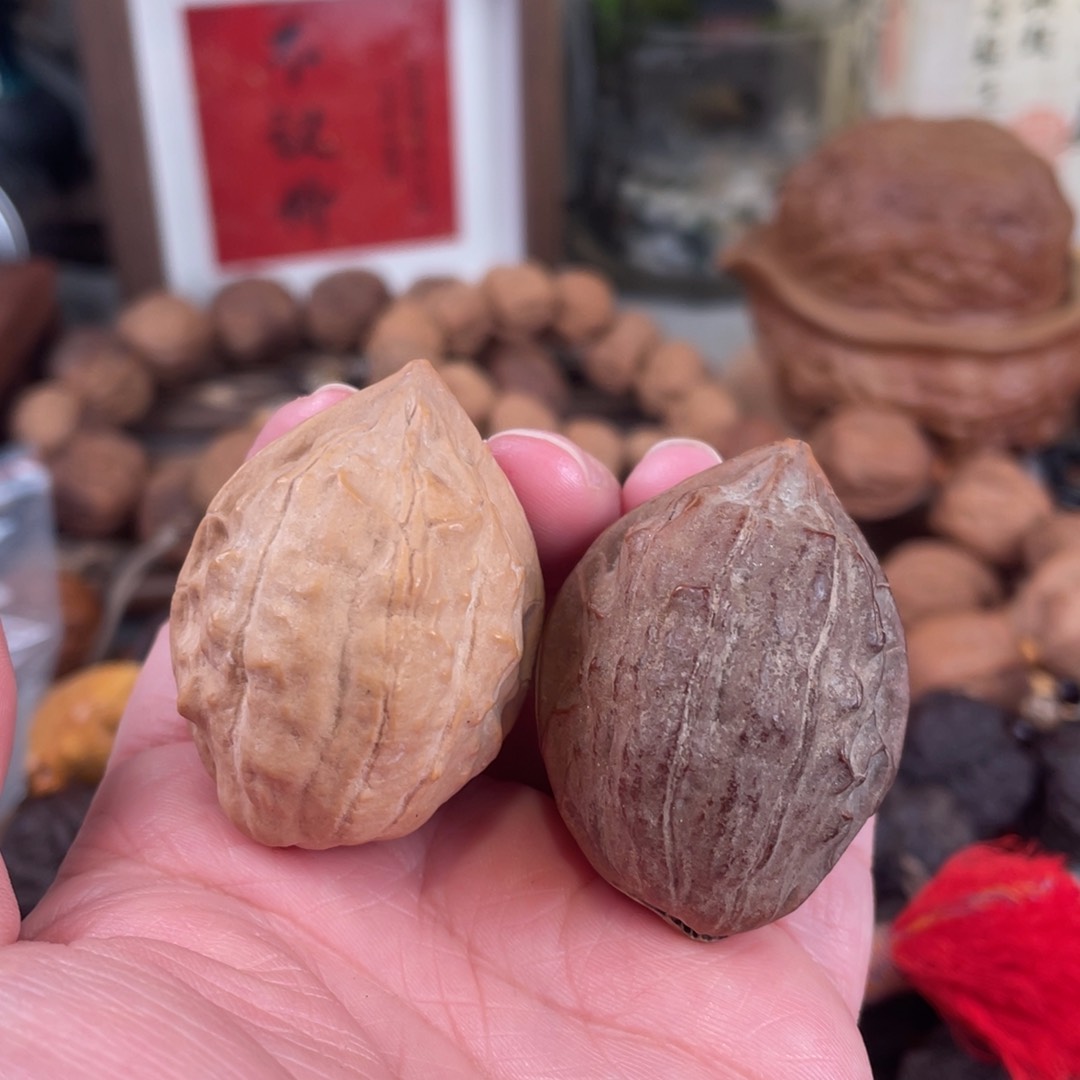 文玩核桃把件树纹鸡心33尺