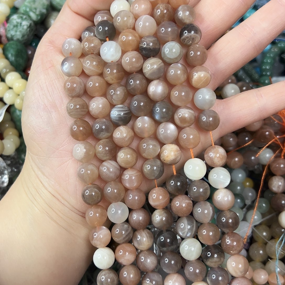 玛瑙/玉髓未镶嵌珠宝半成品，卡10多宝月光一条