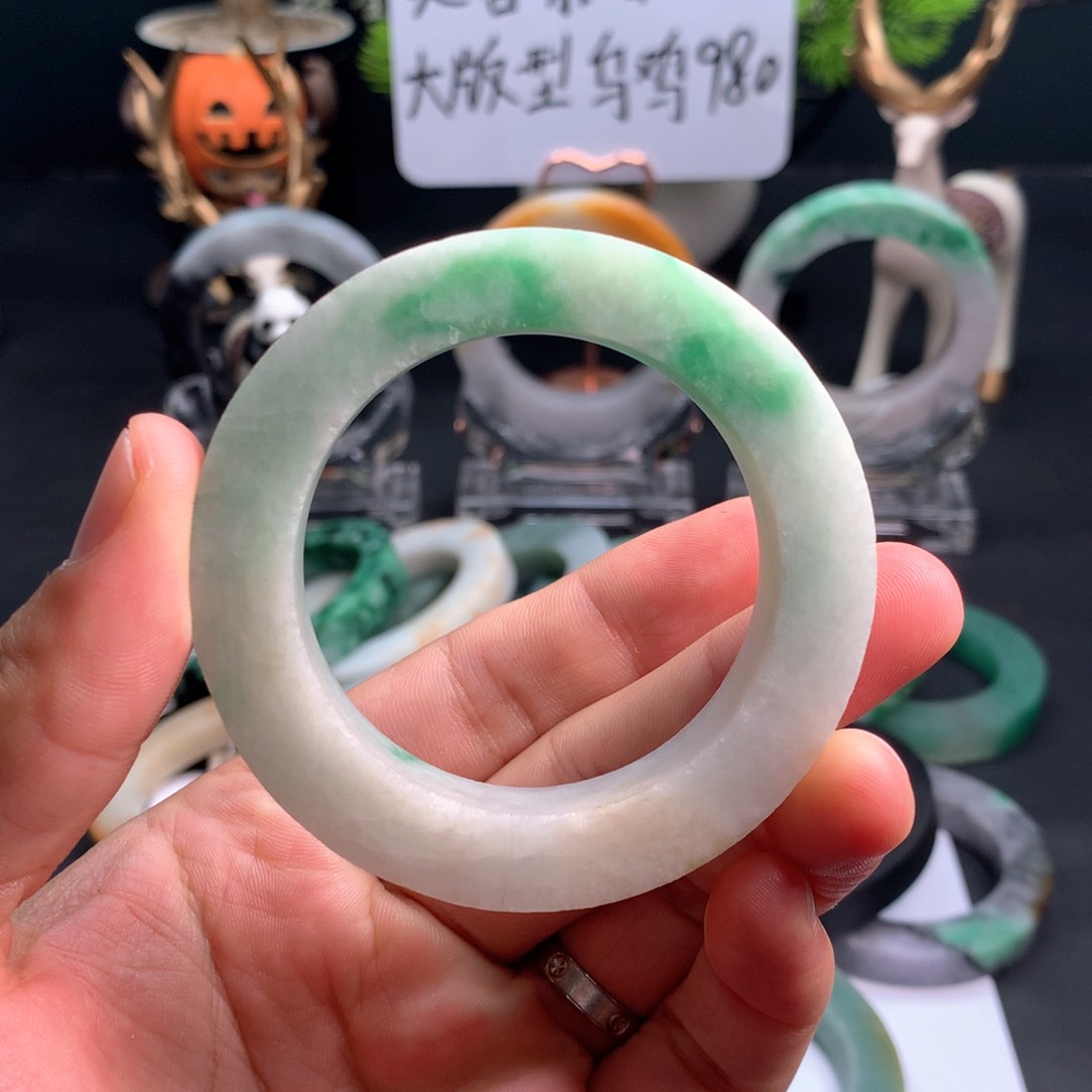 定制翡翠手镯未镶嵌