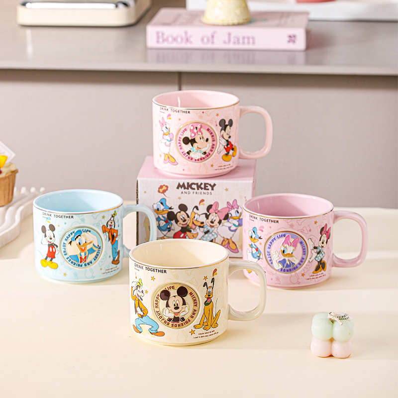 Disney迪士尼锦奢凌诺徽章杯