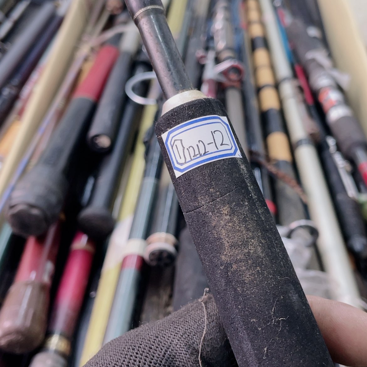 【闪购商品】钓鱼竿微瑕疵孤品