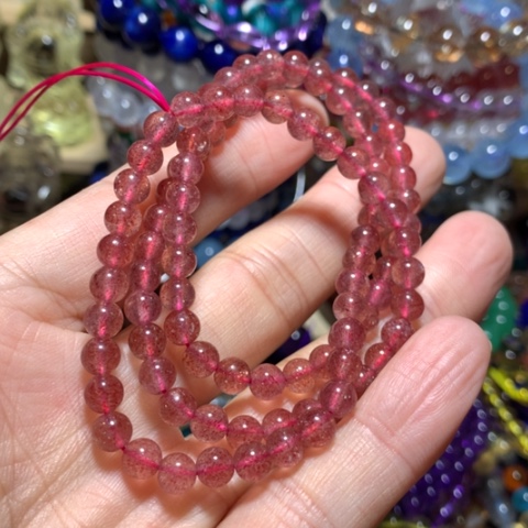 水晶手串未镶嵌5mm草莓晶手链