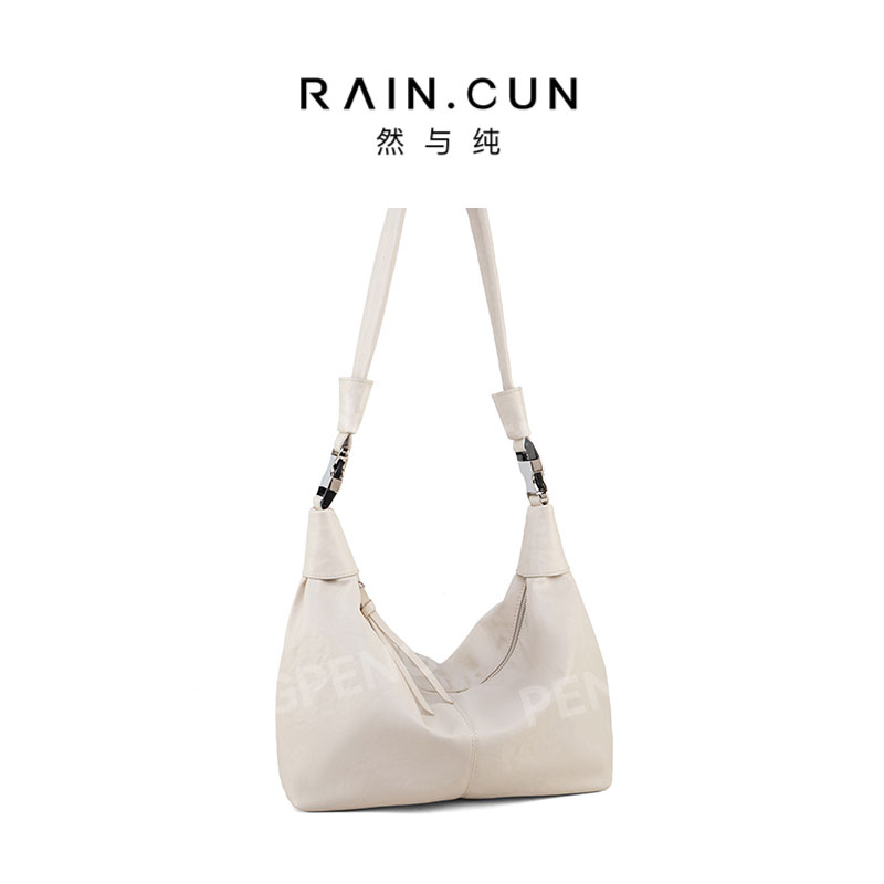 RAIN.CUN QYX-98189-米白色 轻奢女士时尚通勤小众百搭斜挎包