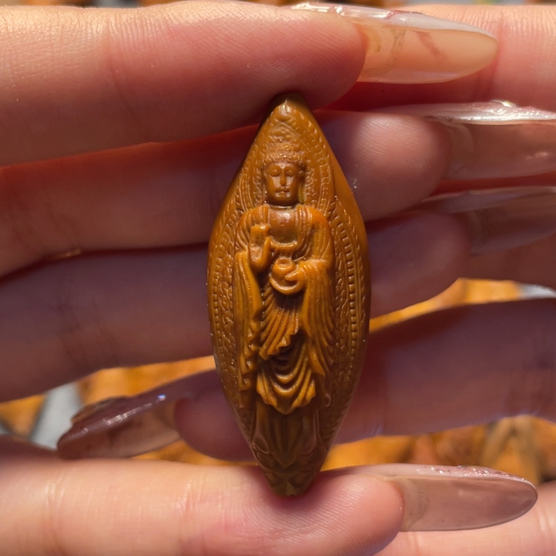 橄榄核吊坠无相如来。瑶