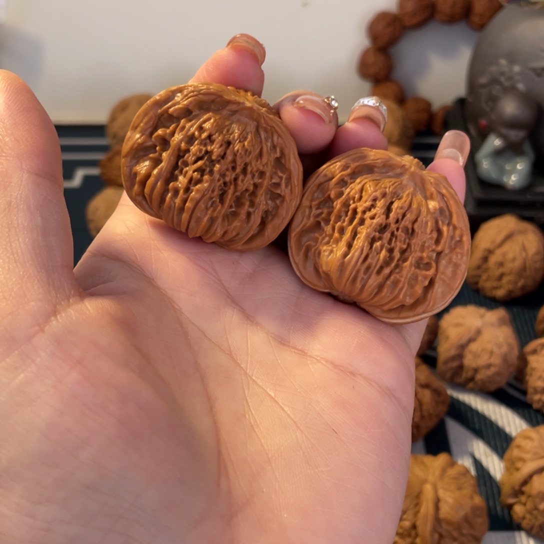 文玩核桃吊坠半壁蛇头楼42