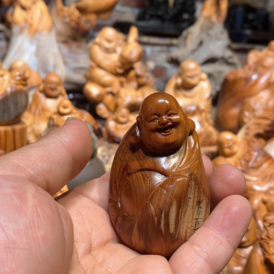 柏木破**光崖柏根雕作品