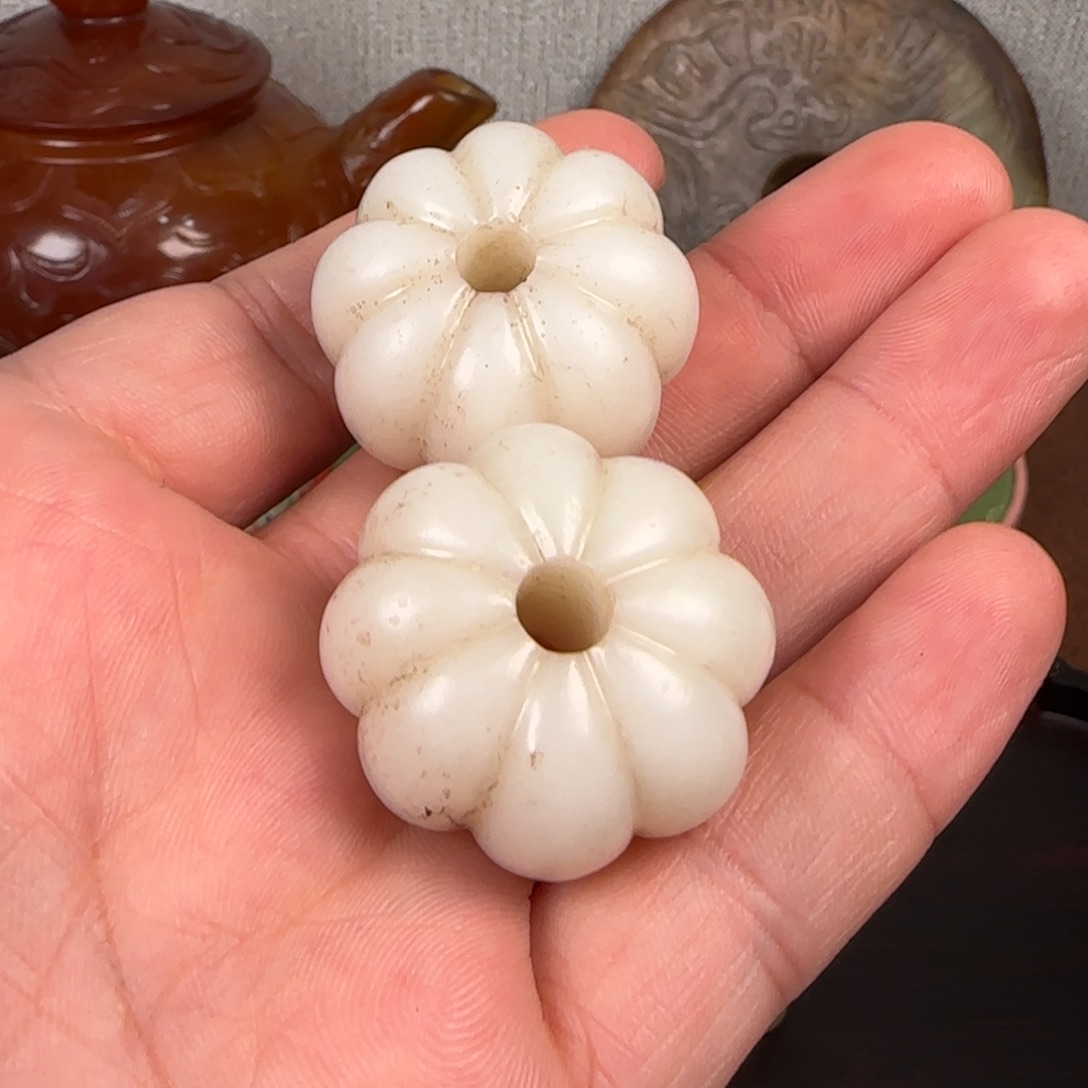 净***觉非常精美的脖挂件