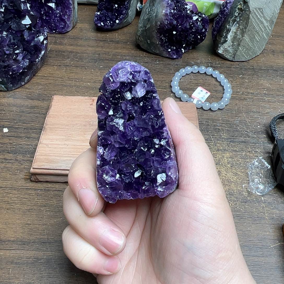 紫晶大型摆件（非配饰）未镶嵌