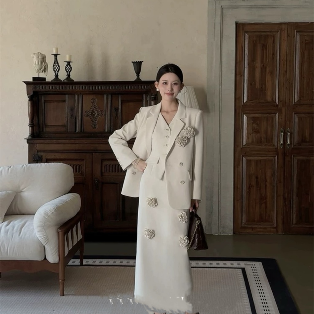 济州公馆西装料外套质感高级感马甲+半裙