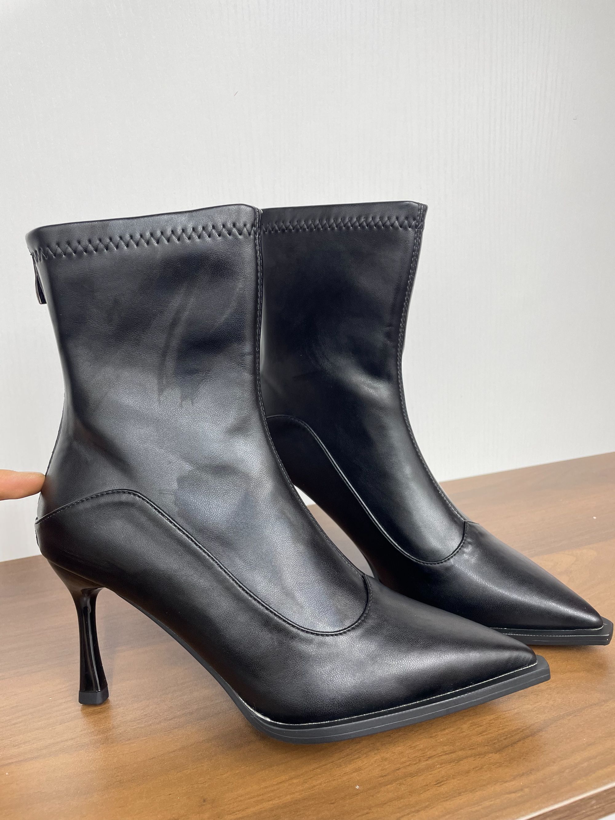 220新款不加绒秋天靴子 新疆包邮