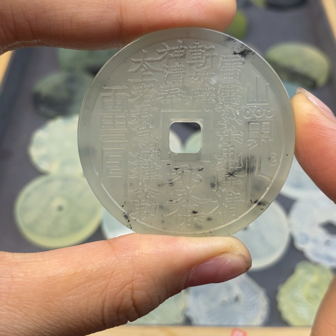 蛇纹石玉颈饰未镶嵌44