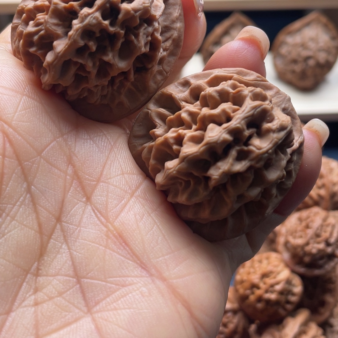 雷***L吊坠文玩核桃秦岭核桃