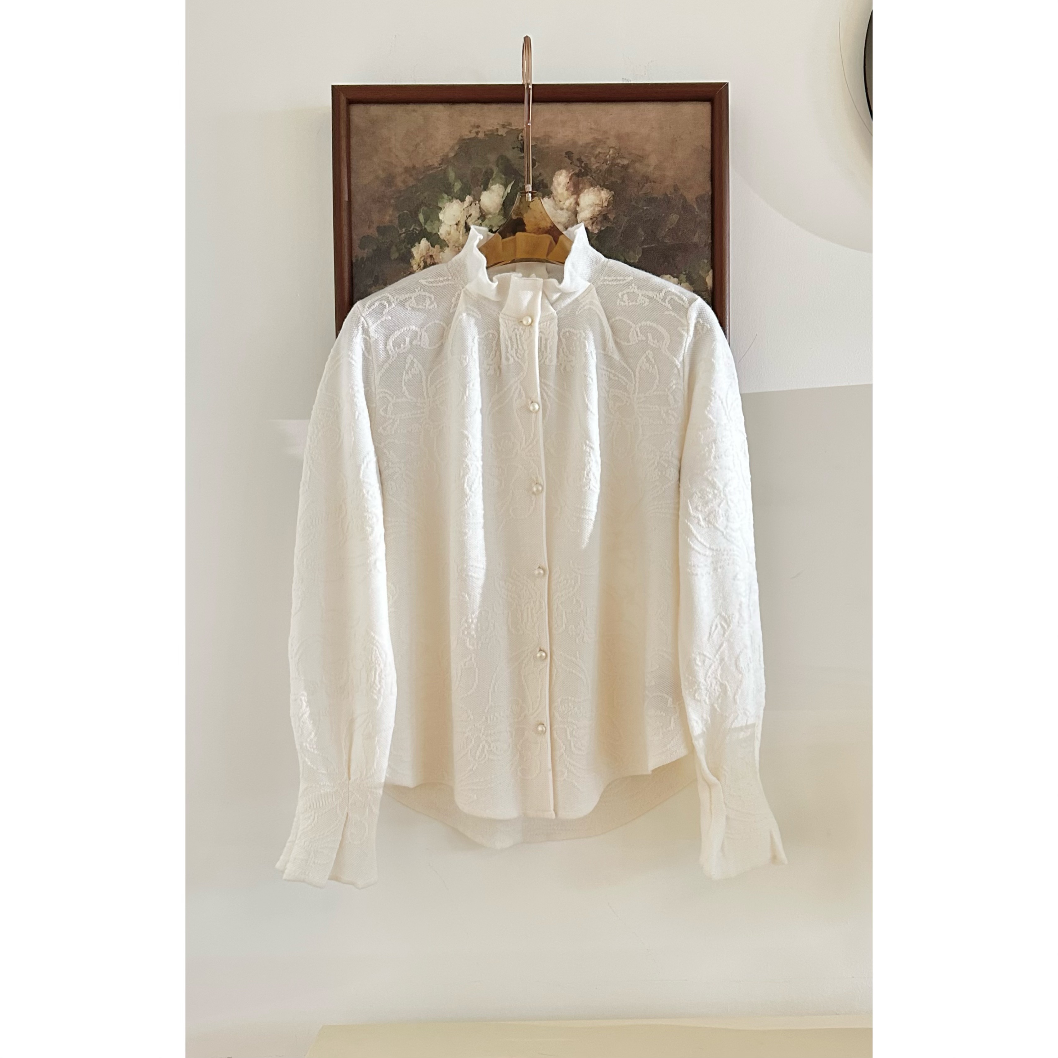 【川黛】路蔓法秋冬新款气质设计感花边领钩花工艺开衫毛衣MF-2231