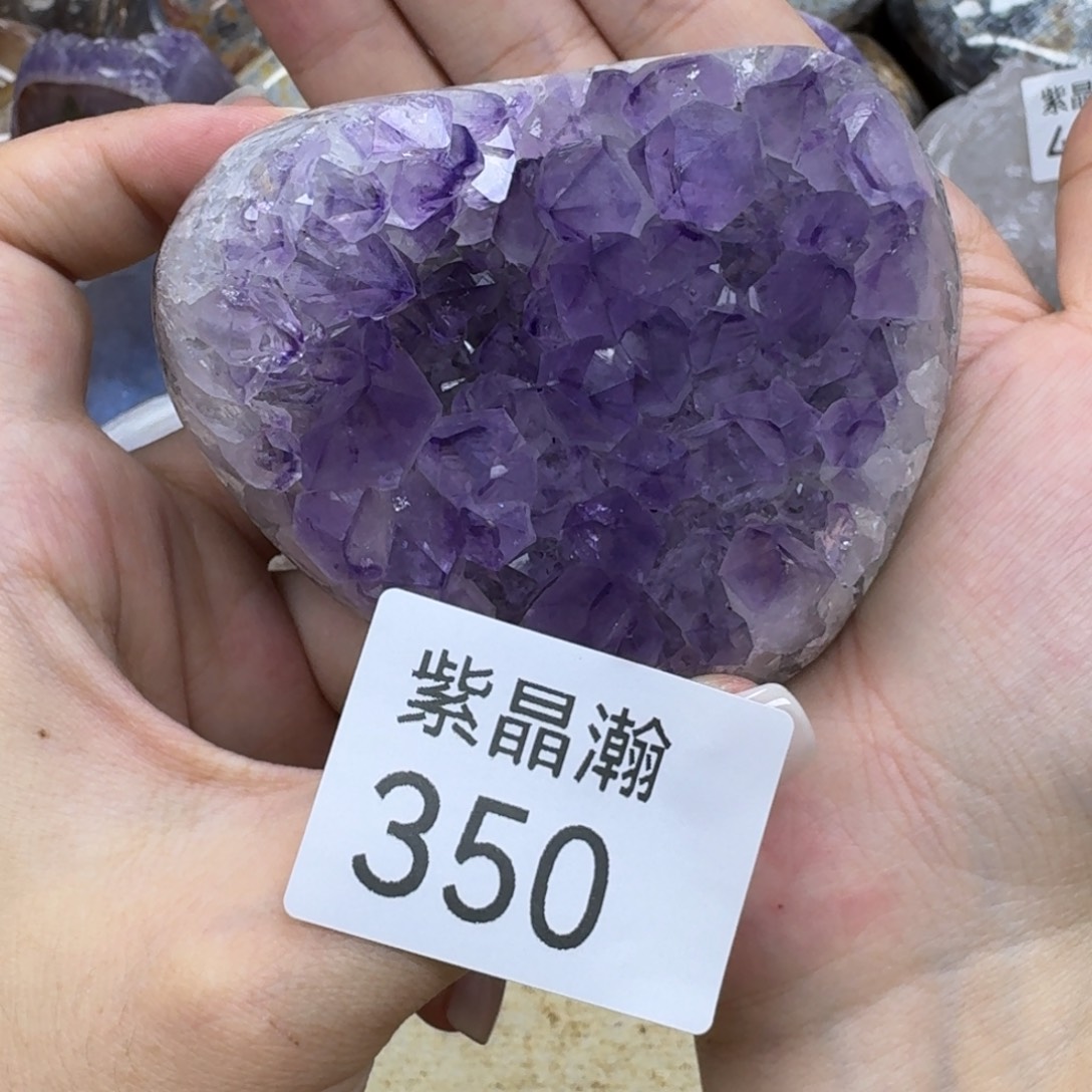 未镶嵌水晶大型摆件（非配饰）