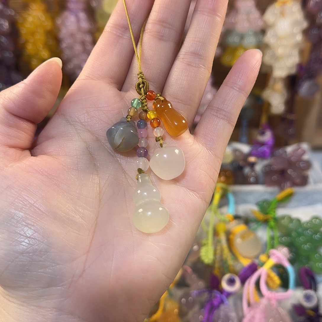 徐***愿玛瑙/玉髓未镶嵌福利款通货料子不挑新疆西藏不包邮