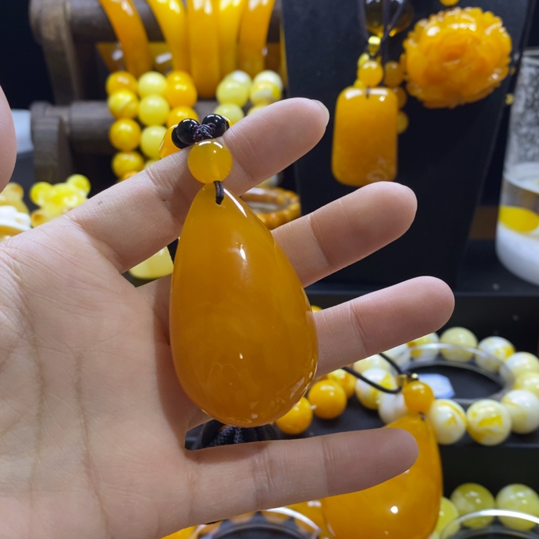 哎***呀非金属全品无暇精品水滴