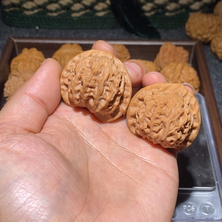 文玩核桃把件宫灯40