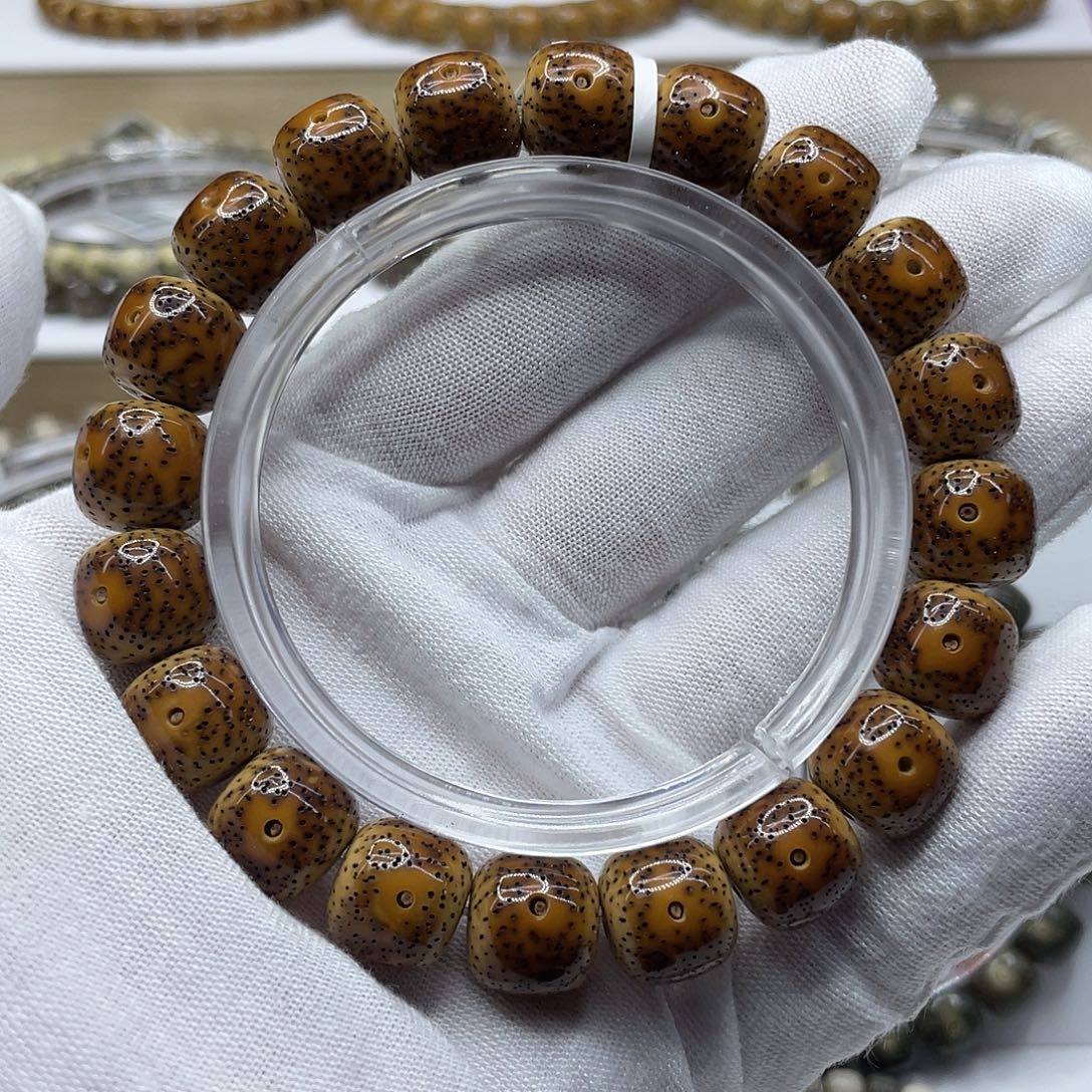 吊坠星月菩提石玉料12-11