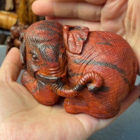 【闪购商品】小叶紫檀把件…………………