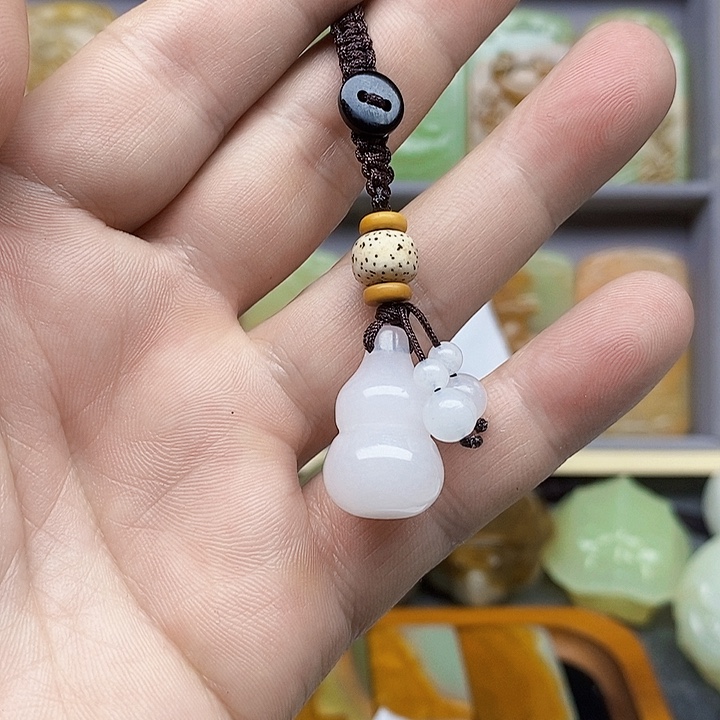 非金属无手机挂件，白玉葫芦