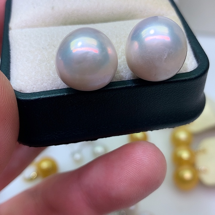 银S925镶嵌耳饰淡水珍珠