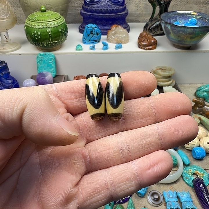 大***副玛瑙/玉髓未镶嵌颈饰