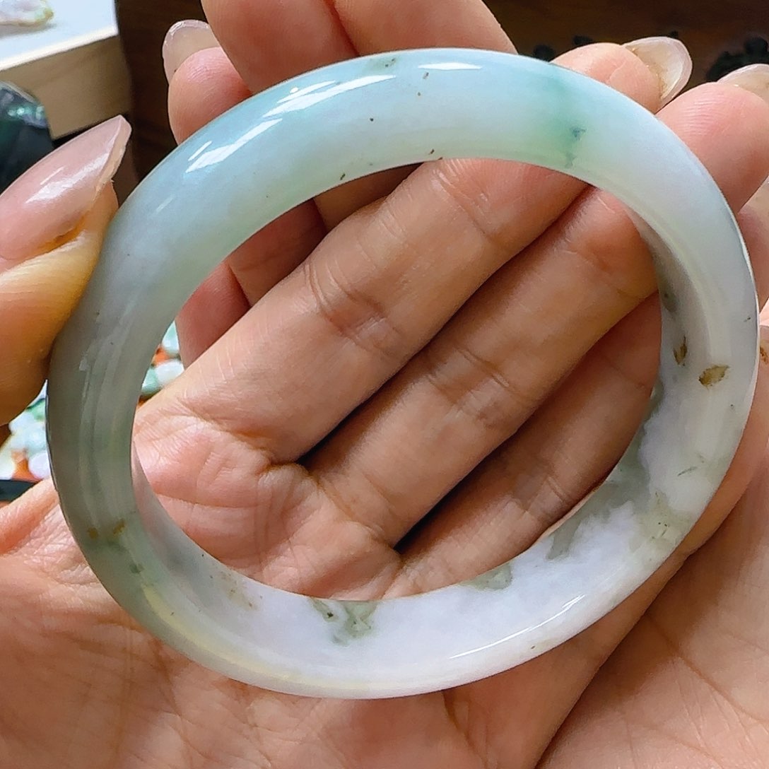 翡翠手镯未镶嵌翡翠199