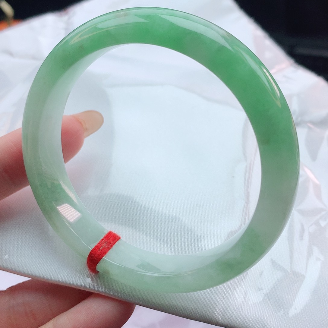 翡翠手镯未镶嵌56圈口882380
