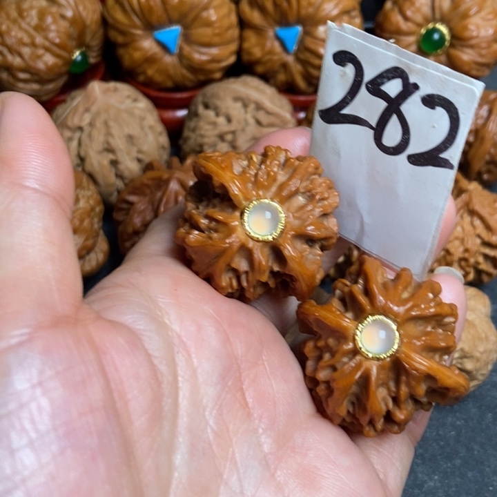 把件文玩核桃狮子282
