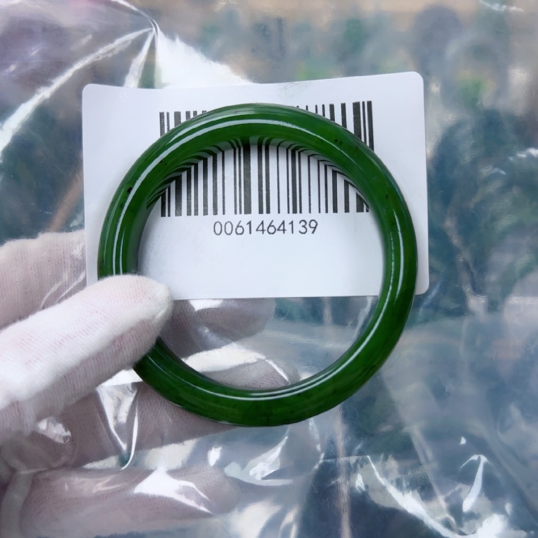 和田玉（碧玉）手镯未镶嵌56