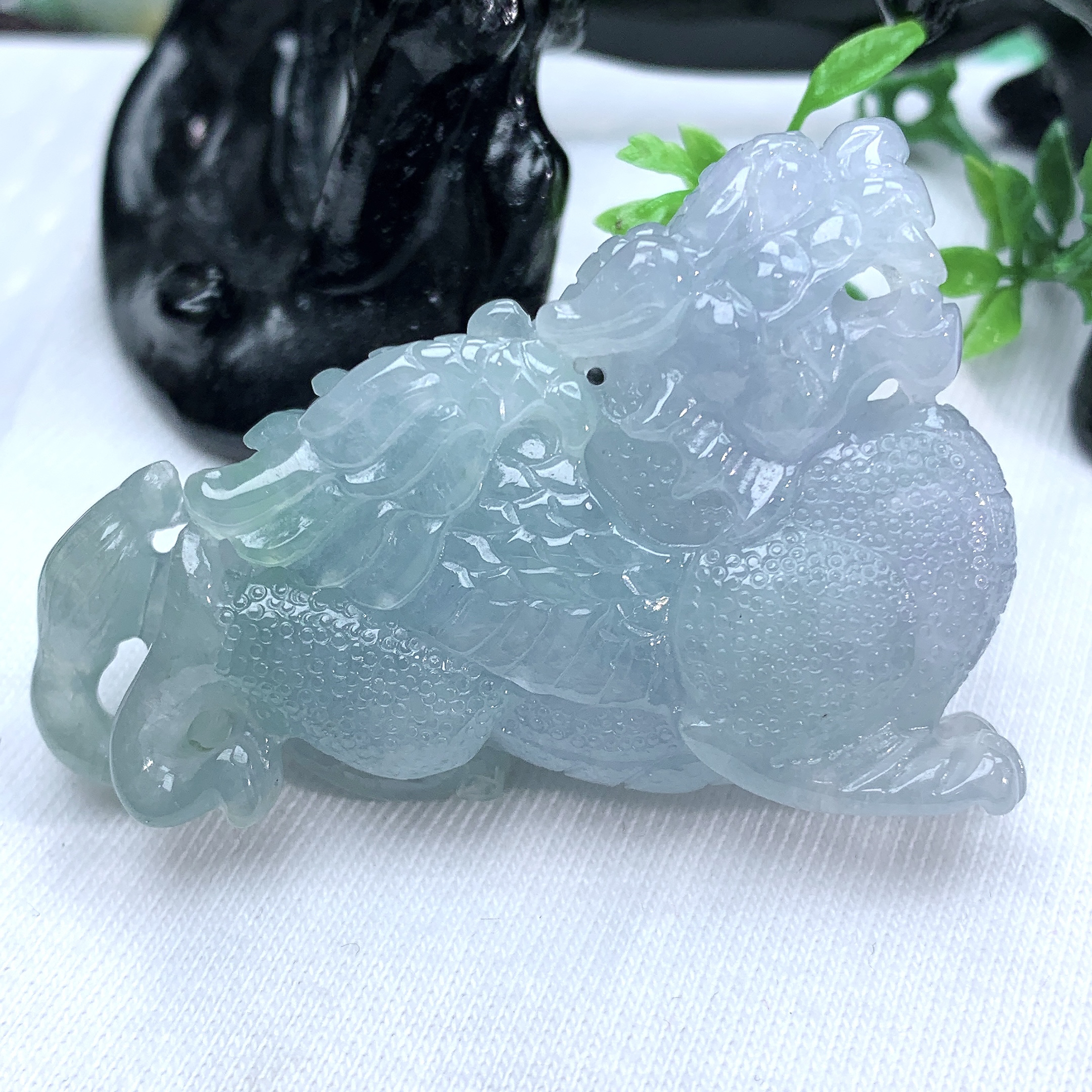 天然缅甸翡翠A货冰透紫罗兰飞天貔貅吊坠54.2−11.9−36.5mm