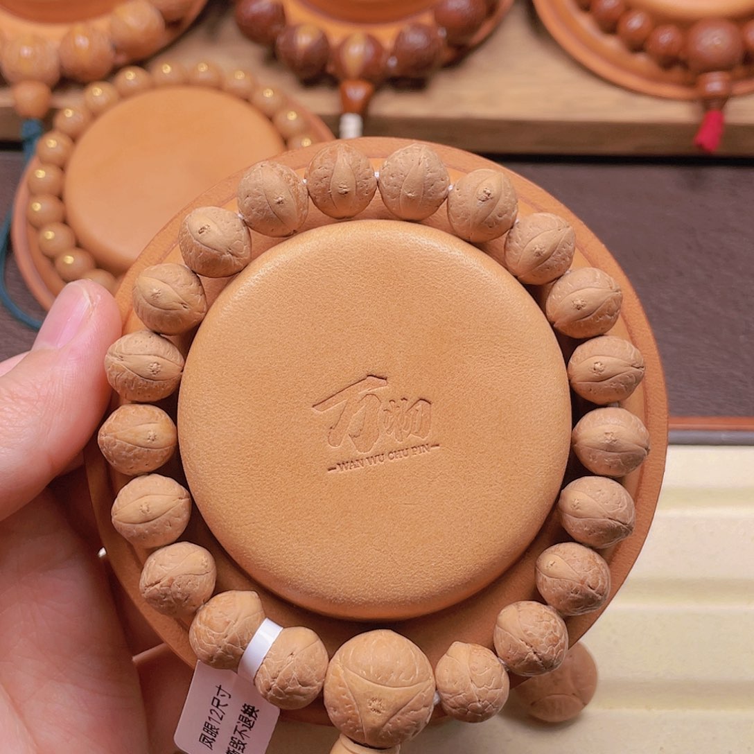 凤眼菩提手串情**致矮桩厚皮壳12尺寸