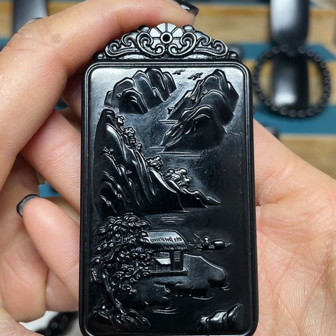 【闪购商品】和田玉吊坠(不含链)未镶嵌老料黑青87.8克