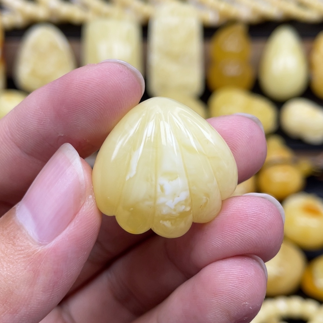 琥珀未镶嵌裸石琥珀蜜蜡