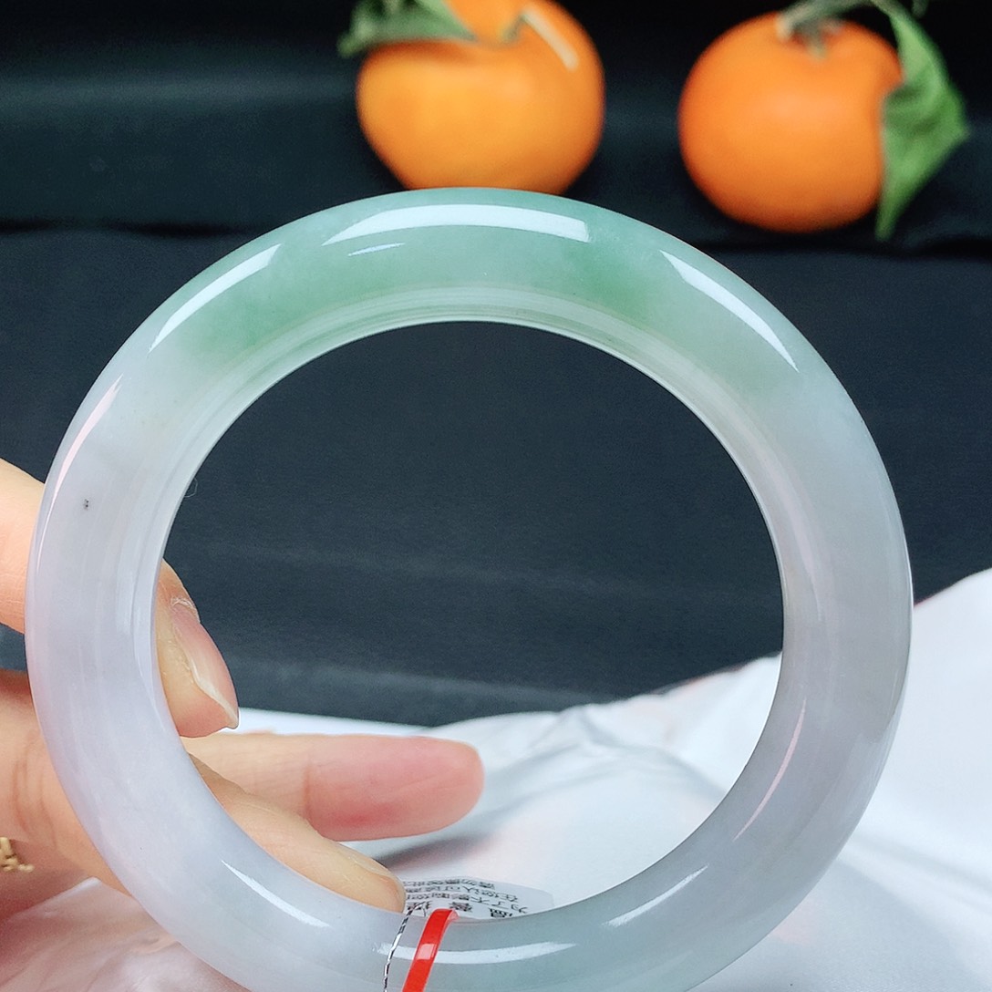 翡翠手镯未镶嵌59胖