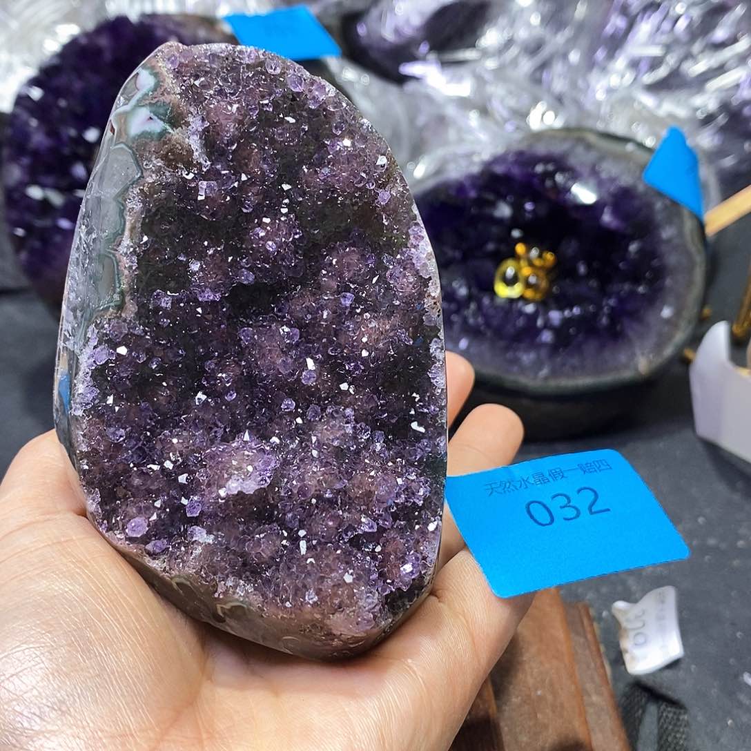 水晶大型摆件（非配饰）未镶嵌