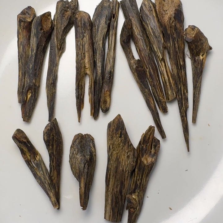 沉香手把件勿****1海南原母树紫棋沉水树丁香老料32克