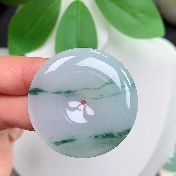 翡翠未镶嵌颈饰平安扣 36.2x5.9mm