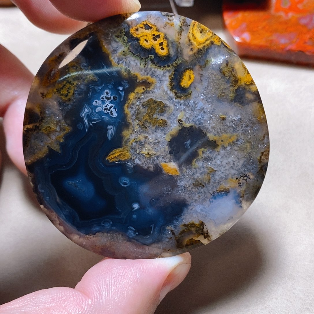 未镶嵌颈饰玛瑙/玉髓非**生