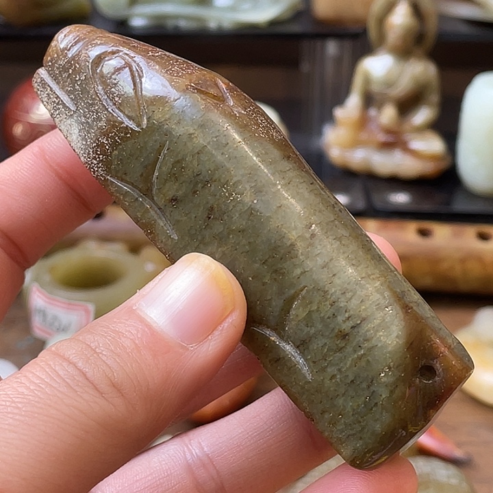 和田玉（糖玉）未镶嵌颈饰