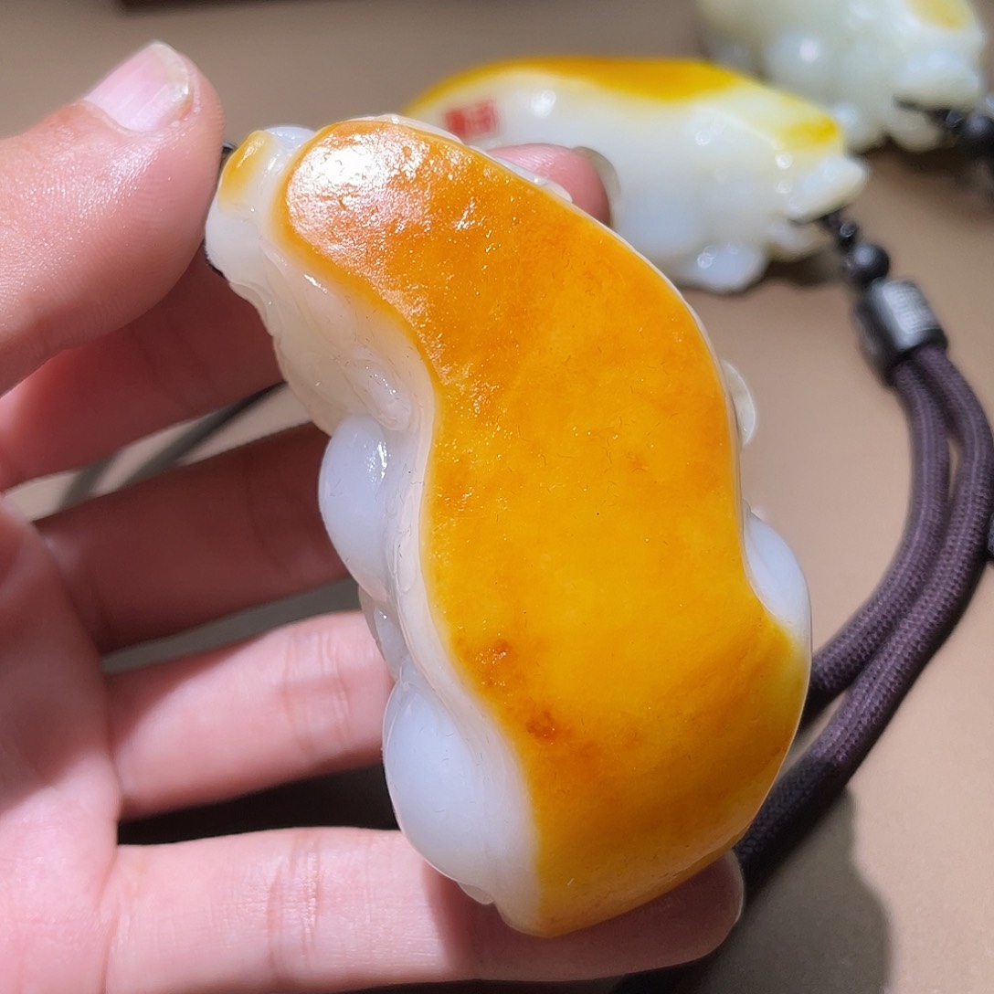 和田玉颈饰未镶嵌Z6