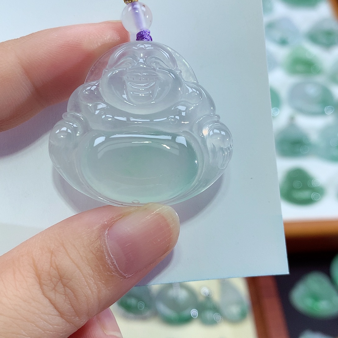 颈饰未镶嵌翡翠佛