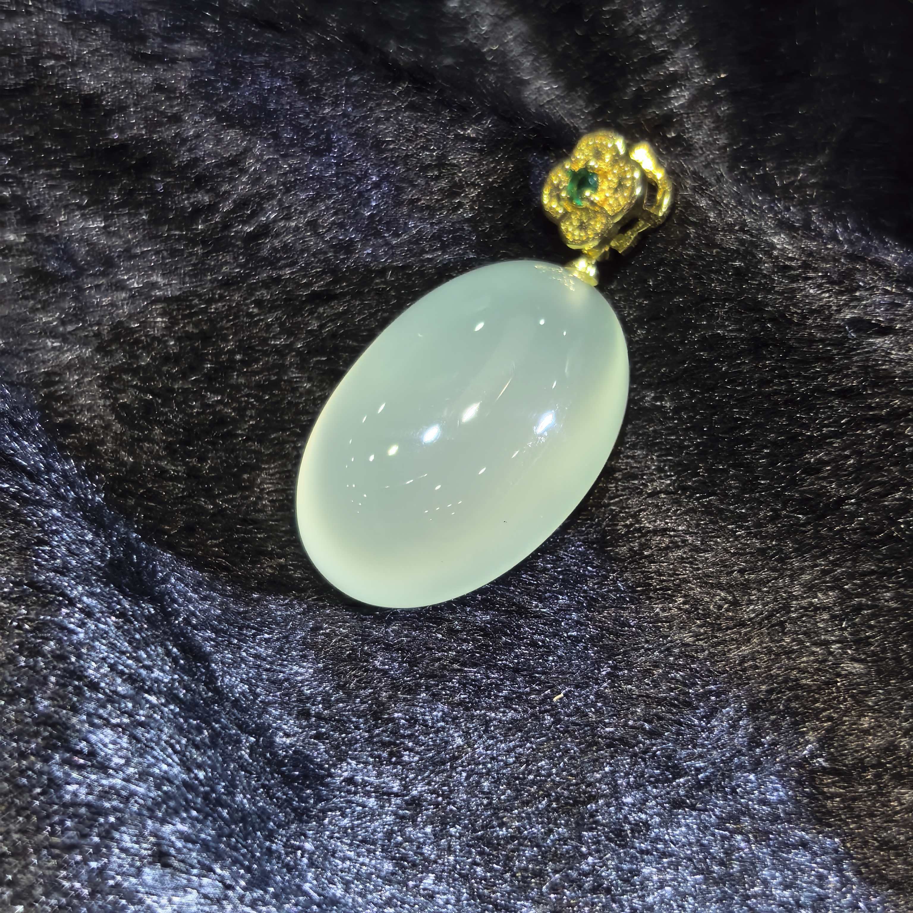 S8238【任会长珠宝】青碧冰芙蓉绿玛瑙绿吊坠-配链-多样性发一件