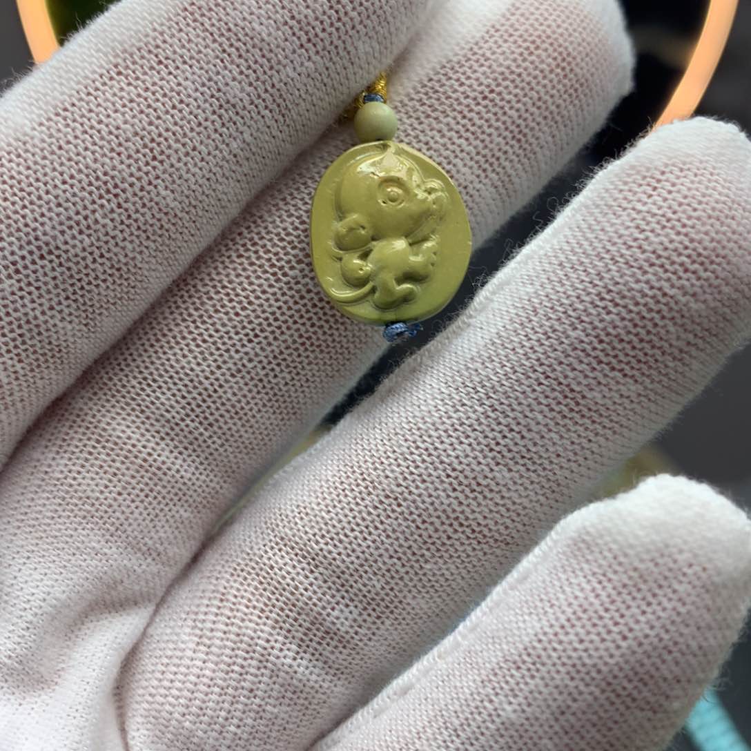 绿松石挂件未镶嵌