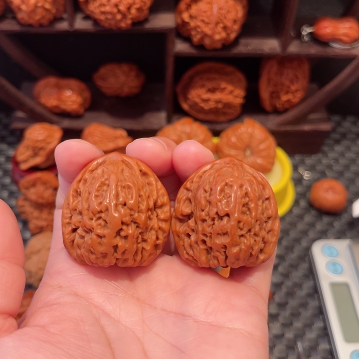 文玩核桃把件南疆石36