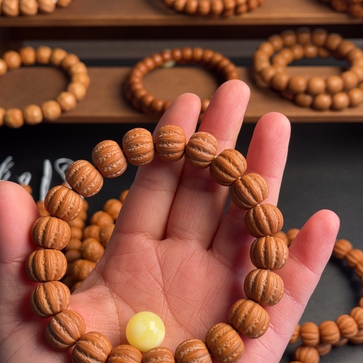 淡***切手串猴头核桃111111111111111111