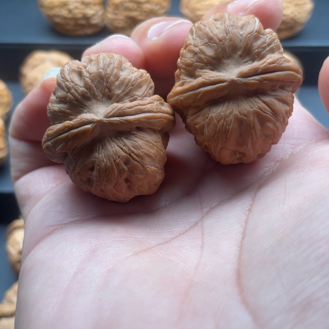 文玩核桃吊坠平谷元宝38